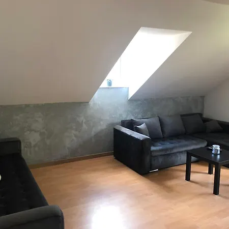 Zakatek Kiszewa - 10 Osobowy - Caloroczny Ferienhaus *